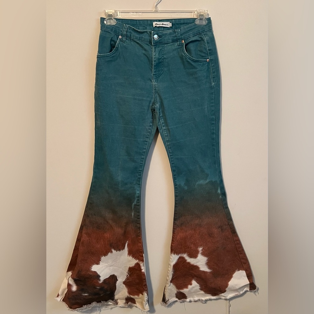 Ranch Dress'n Cowhide Print Jeans size 4